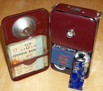flash-aid lantern